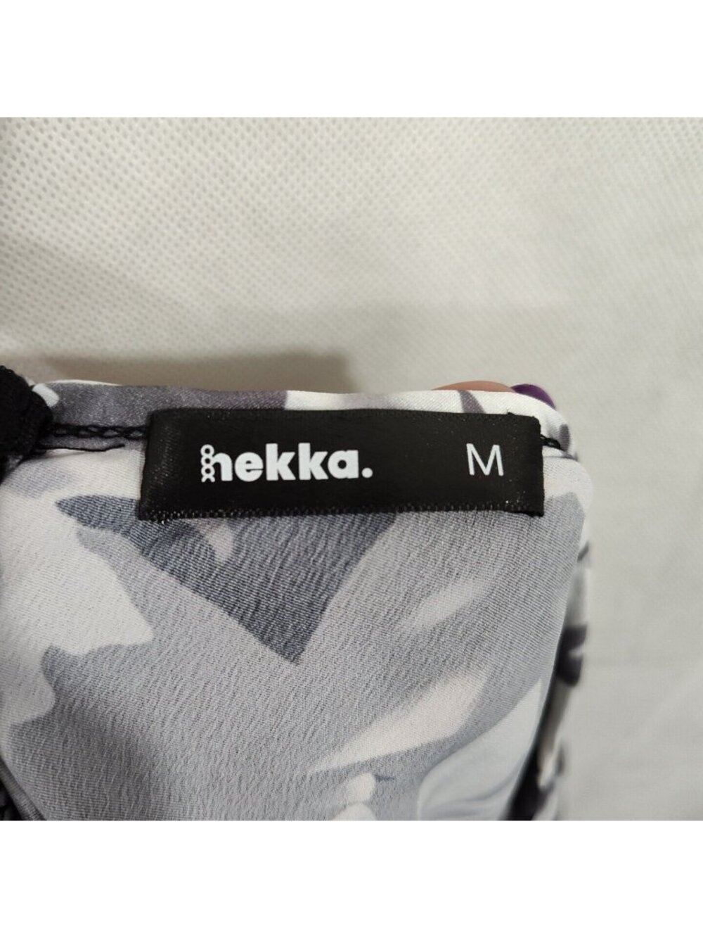 Hekka Black Grey Floral A-line V-neck Dress Women Size M Short Sleeve - Picture 5 of 5